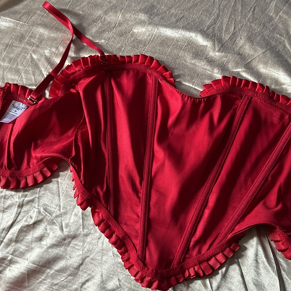 Red Corset - Picture 5 of 8
